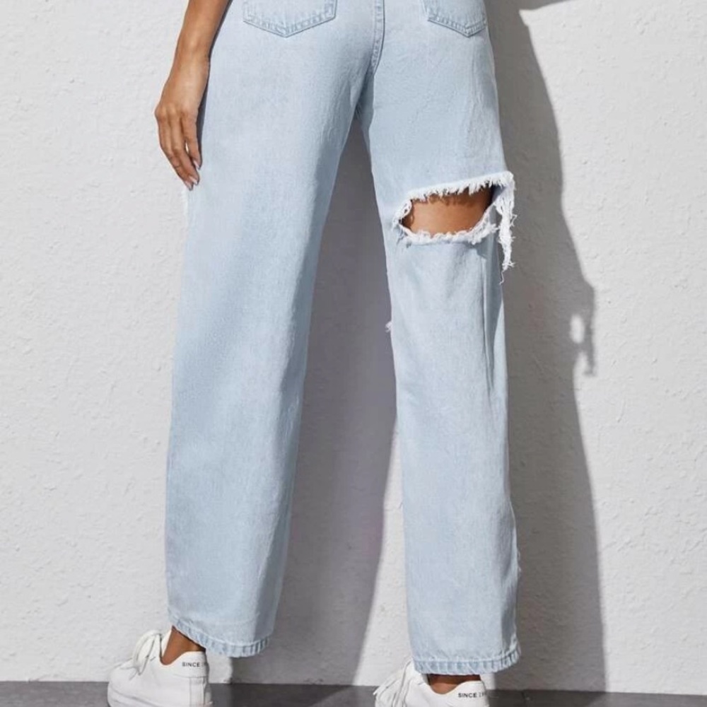 Light Wash Ripped Jeans - Picture 4 of 4